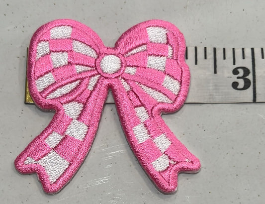 Patches range between 2 to 4 inches